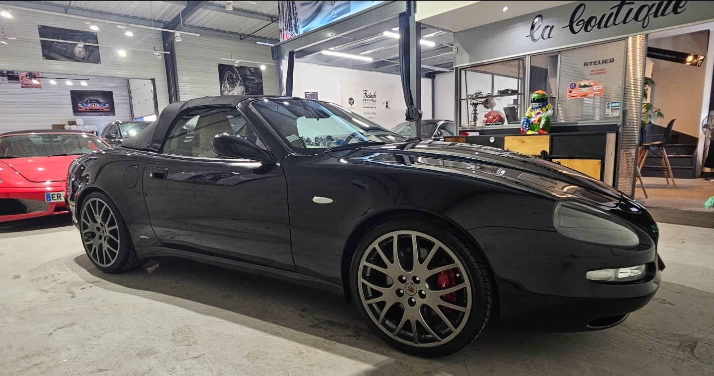 Maserati 4200 Spyder – V8 Ferrari • 60 000 km • Capote neuve – Image 2